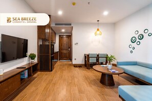 Una Smart TV, una impresora