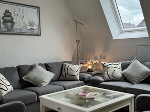 Fernseher, Stereoanlage