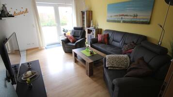 Een televisie en een dvd-speler