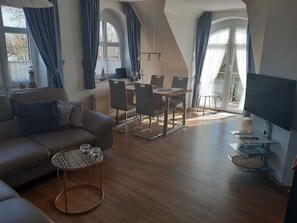 Imagen sin descripción, 3 de 20, botón