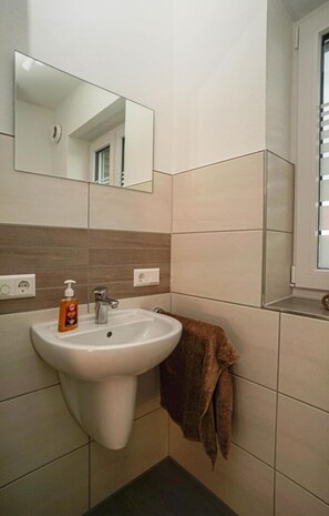 Unclassified image, 2 of 17, button - Vacation home "Find's Huus" Krabbenpadd 9 (Wittmund)