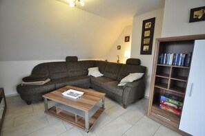 Unclassified image, 2 of 18, button