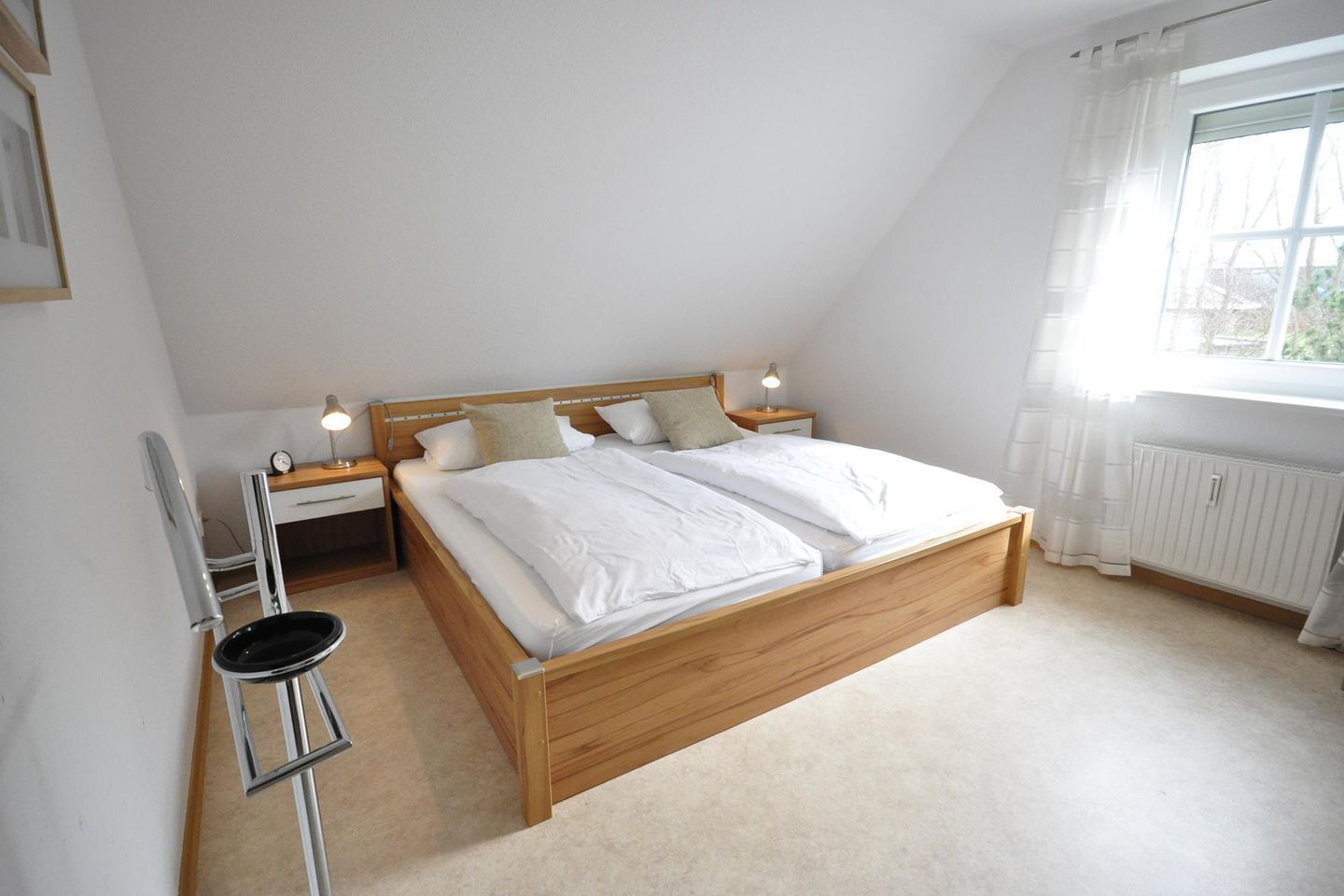 2 bedrooms, iron/ironing board