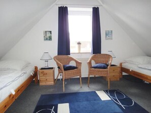 2 slaapkamers, een strijkplank/strijkijzer, wifi