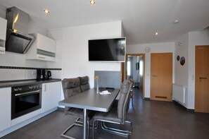 Microwave, oven, stovetop, dishwasher - Residence Carolinensiel Mühlenstraße 28 Whg. 4 - Residence Carolinensiel 2 (Wittmund)