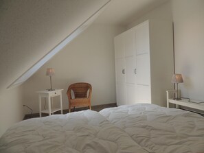 2 室のベッドルーム、WiFi