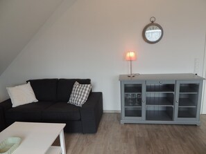 Fernseher, Stereoanlage