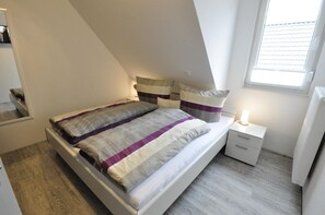 3 Schlafzimmer, Bügeleisen/Bügelbrett, WLAN