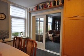 Nicht klassifiziertes Bild, 2 von 18, Schaltfläche