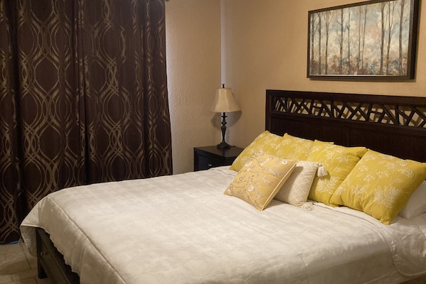 2 slaapkamers, een bureau, gratis wifi, beddengoed