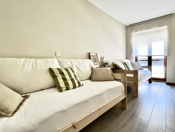 2 soverom, strykejern/-brett, wi-fi og sengetøy