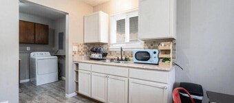 Metro Airport Suite located near busy streets and highways! ASK ABOUT CAR RENTAL