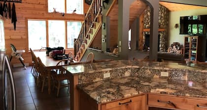Lodge style home with plenty of space