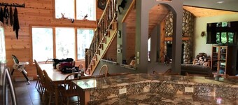 Lodge style home with plenty of space