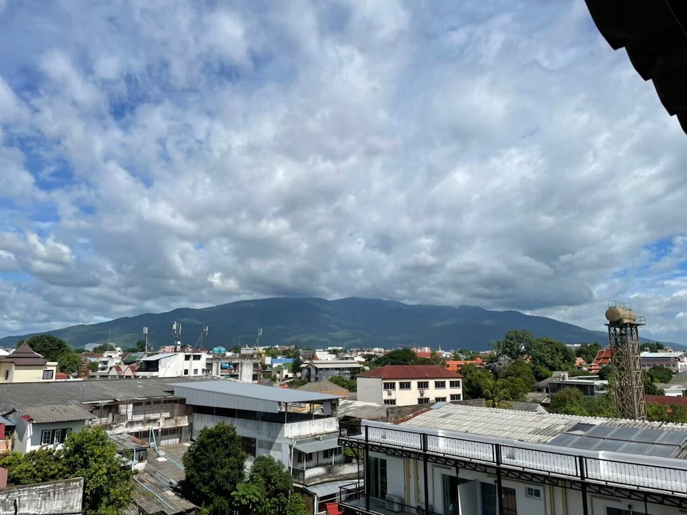 Prince Hotel by null