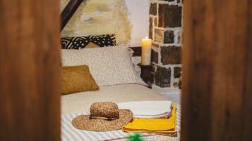1 bedroom, in-room safe, free WiFi, bed sheets