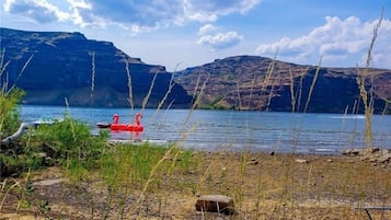 Liegestühle, Strandtücher