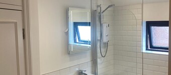 Cheerful and Unique 1 BD Flat in Yeovil Somerset