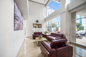 Lobby - PECAN by Kozystay (Jakarta)