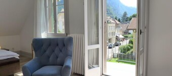 Henry's 300 by Interhome