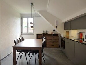 Fridge, microwave, toaster, cookware/dishes/utensils