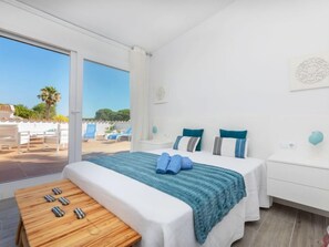 3 chambres, fer et planche à repasser, Wi-Fi