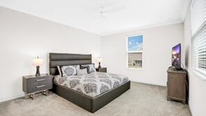 5 bedrooms, desk, iron/ironing board, free WiFi