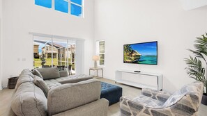 TV, video games, DVD player - New Listing! Champions Gate Resort, 10mi to Disney & 21mi to Universal - GRH521029 (Davenport)