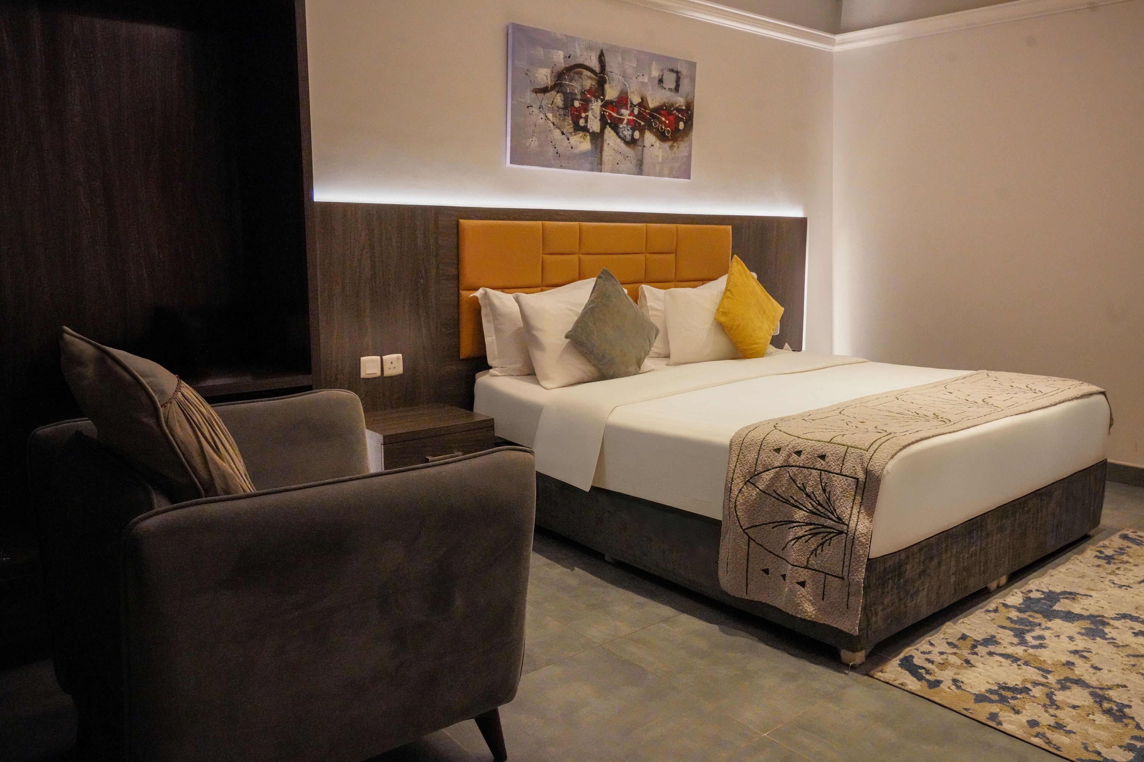 Hypo-allergenic bedding, pillowtop beds, in-room safe, blackout drapes