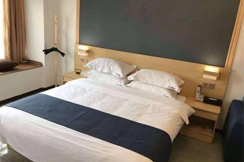 Feilisi Apartment (Zhongshan Yuelai South Road)