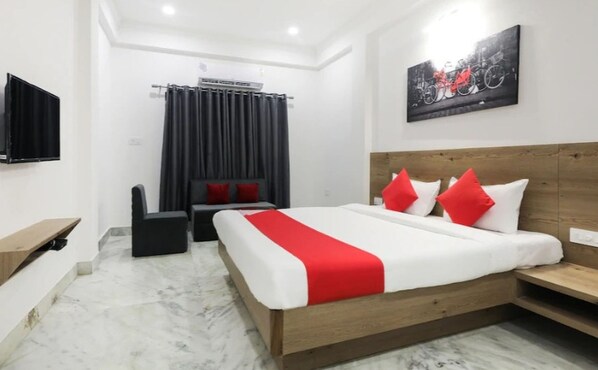 Deluxe Room | Premium bedding, free WiFi, bed sheets