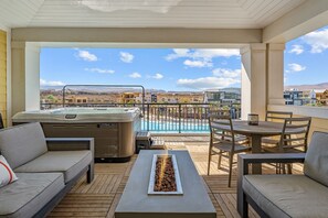 House, Multiple Bedrooms | Outdoor dining - Sandy Beach Estate by RedAwning (St. George)