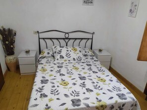 2 habitaciones, wifi gratis y ropa de cama 