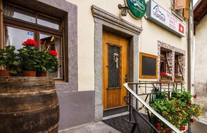 Fachada de la propiedad