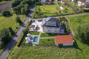 Exterior - mereiras house (Dodro)
