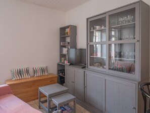 Interior - City Center House Near Beach and Shops (Les Sables-d'Olonne)