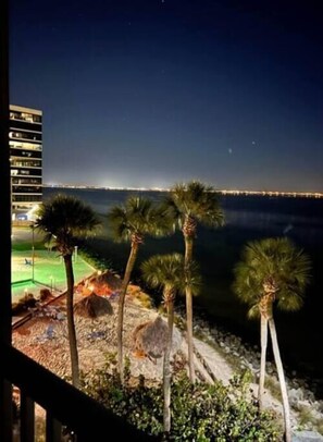 Property grounds - On the Rocks! - Seaside Serenity, Wave Melodies (Tampa)