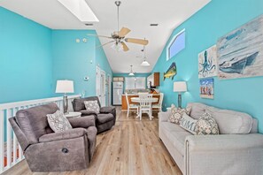 House (4109 A Safari St) | Exterior