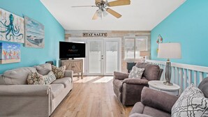 House (4109 A Safari St) | Exterior