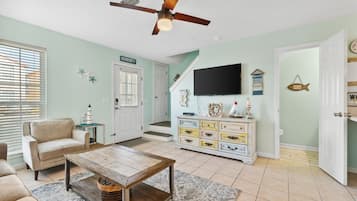 House, Multiple Beds (17214 Front Beach Rd T28) | Exterior