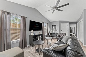 Ferienhaus (6100 Pinetree Ave) | Außenbereich