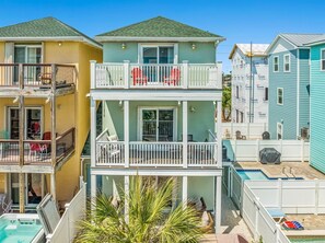 Unclassified image, 4 of 35, button - 5405 Thomas Drive (Panama City Beach)