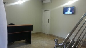 Interior - DAKS HOTEL KIRINYA (Kampala)