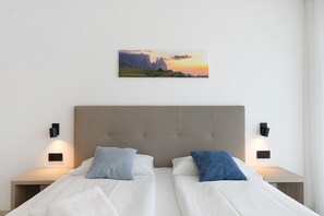 1 chambre, fer et planche à repasser, Wi-Fi gratuit, draps fournis