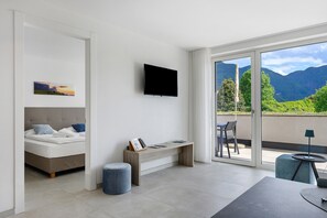 1 habitación, tabla de planchar con plancha, wifi gratis y ropa de cama 
