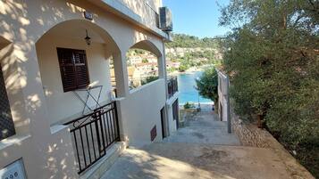 Appartamento (Two Bedroom Apartment with Terrace an) | Esterni