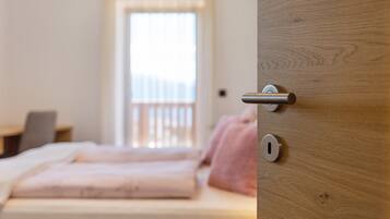 2 chambres, Wi-Fi gratuit, draps fournis