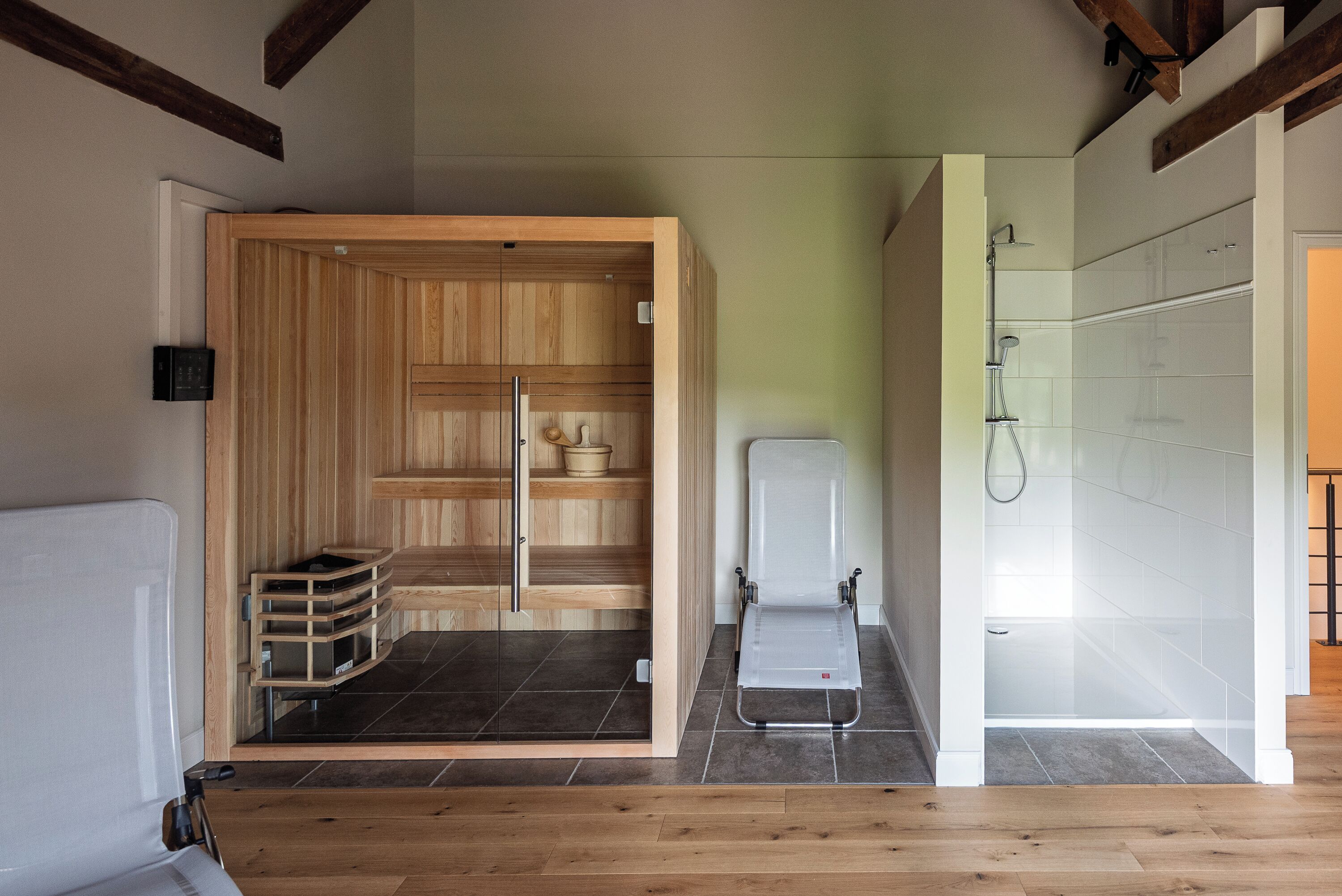 Condo | Free WiFi, bed sheets