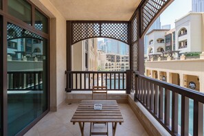 Luxury Apartment | Terrace/patio - Lux BnB I Souk Al Bahar I Burj Khalifa Views (Dubai)