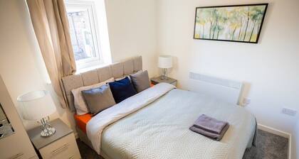 Walking Distance to Restaurants, Bars, Cafes, Metro Station, and Ferry Terminal